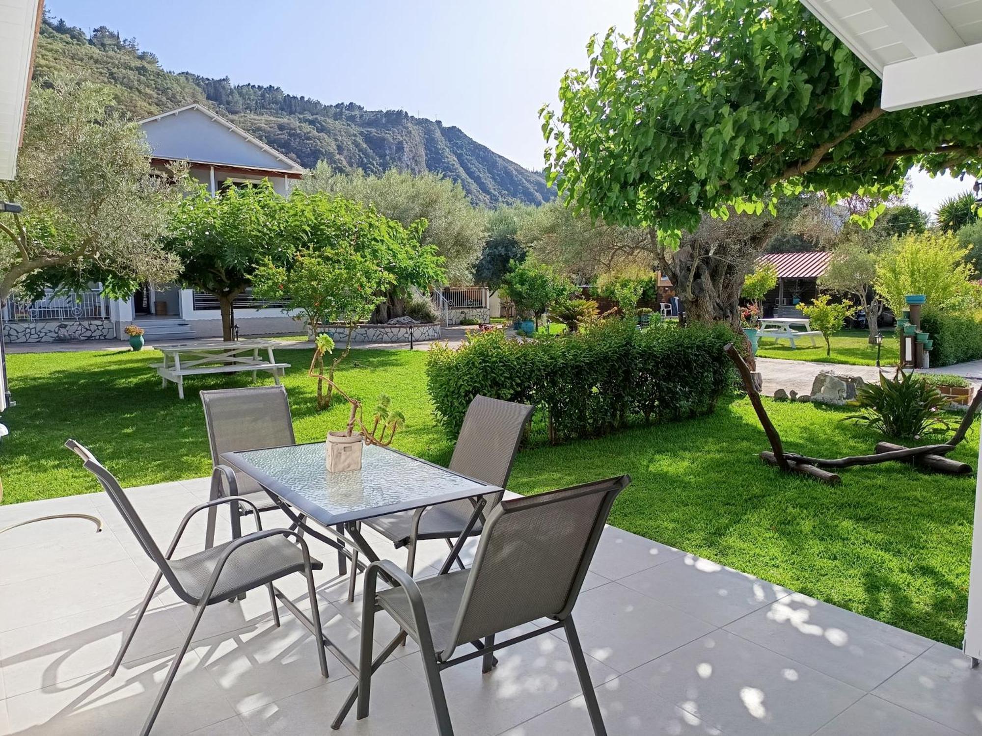 Drosostalia Apartments Лефкада Экстерьер фото
